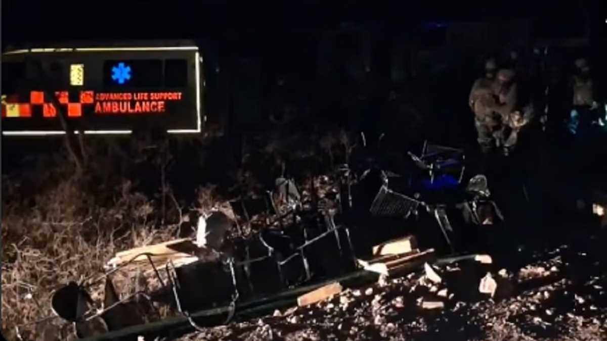 जम्मू-कश्मीर के पुंछ सेक्टर में खाई में गिरा सेना का ट्रक, पांच जवान शहीद